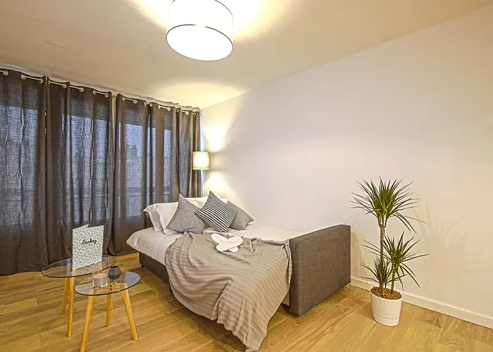 Hypercentre De Gamme דירה קאין